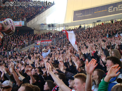 VfB Stuttgart - Hertha BSC Berlin Fotos Bilder Fans Ultras Commando ...